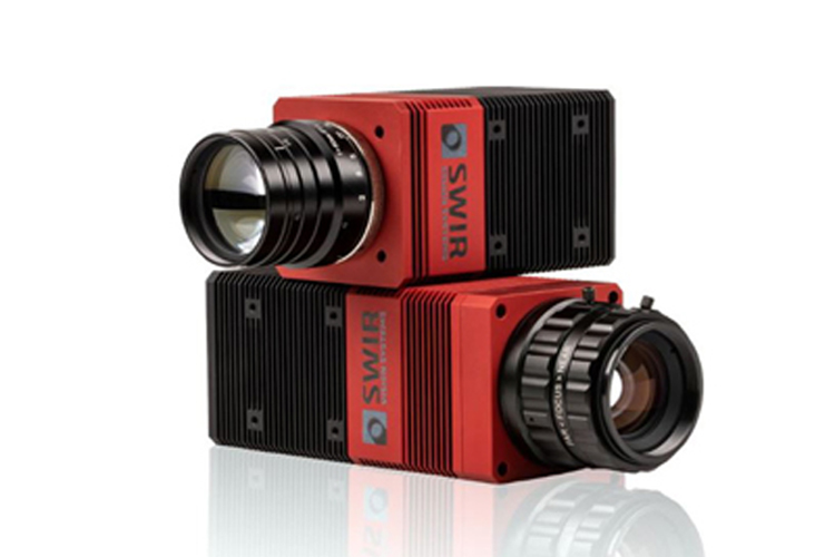 AcurosTM SWIR Camera